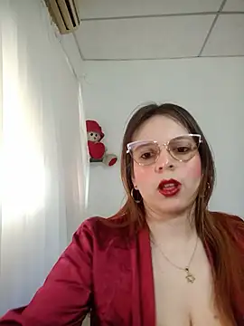 Snapshot of lorenitabella chatting on May 27, 2026, 9:11 pm lorenitabella online show from May 27, 2026, 9:11 pm