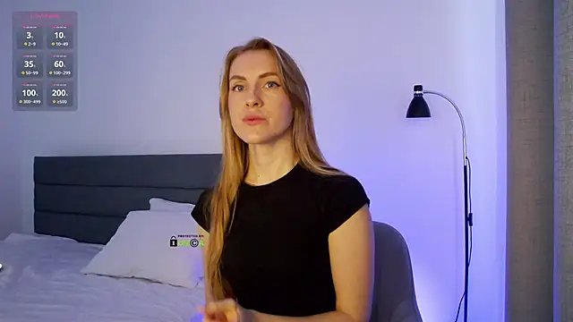 Snapshot of Fallinlove1 chatting on March 16, 2025, 8:54 am Fallinlove1 online show from March 16, 2025, 8:54 am