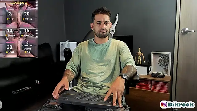 Snapshot of Davevilboy chatting on February 12, 2025, 12:12 pm Davevilboy online show from February 12, 2025, 12:12 pm