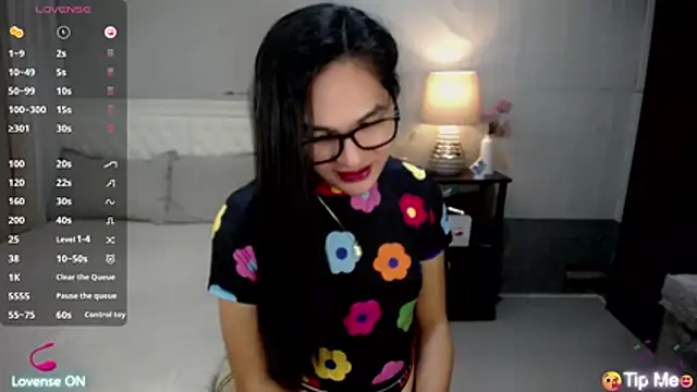 Snapshot of xAsianSweetHeart chatting on May 2, 2026, 11:32 pm xAsianSweetHeart online show from May 2, 2026, 11:32 pm