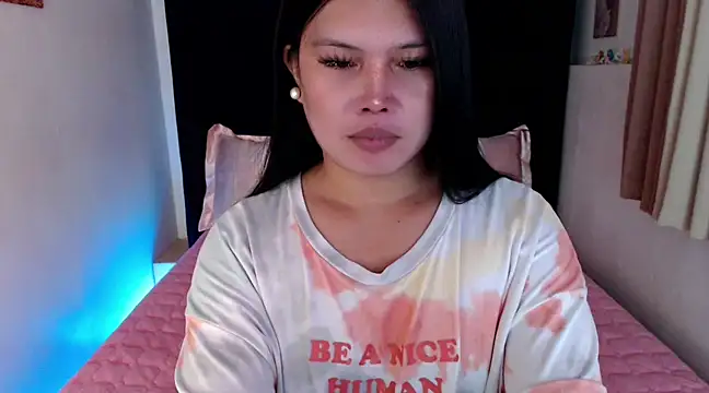 Angelic Fuckerxxx online show from March 17, 2025, 8:40 am