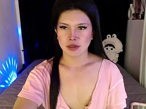 Snapshot of Angelic_Fuckerxxx chatting on July 13, 2026, 4:17 pm Angelic Fuckerxxx online show from July 13, 2026, 4:17 pm