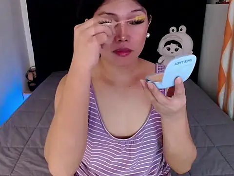 Angelic Fuckerxxx online show from October 24, 2025, 9:25 pm