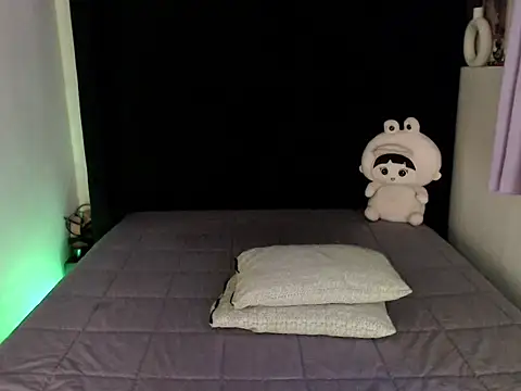 Angelic Fuckerxxx online show from February 17, 2026, 3:26 am