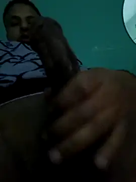 Snapshot of EslamFedorovich chatting on January 14, 2026, 11:08 pm EslamFedorovich online show from January 14, 2026, 11:08 pm