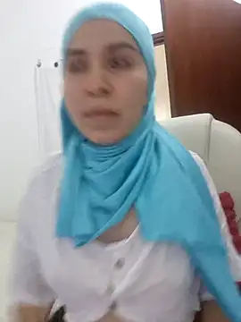 MatchedEyebrow online show from March 3, 2025, 8:54 pm