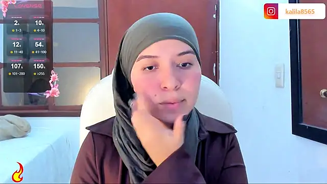 MatchedEyebrow online show from October 10, 2025, 9:37 pm