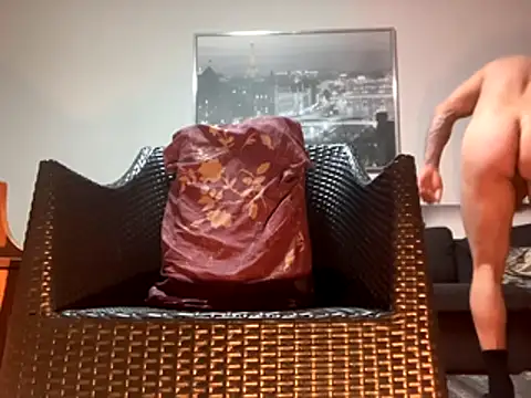 Tyyson03 online show from November 24, 2025, 9:04 pm