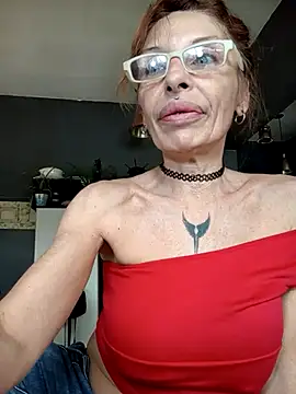 FrozenWaffle online show from November 6, 2025, 5:39 pm