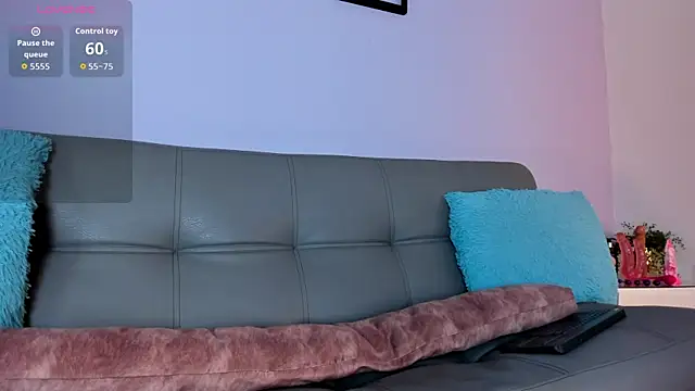 sofiaa snoww online show from November 29, 2025, 11:16 pm