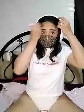 Snapshot of _Shimmerlyn_ chatting on December 22, 2024, 4:59 pm Shimmerlyn online show from December 22, 2024, 4:59 pm