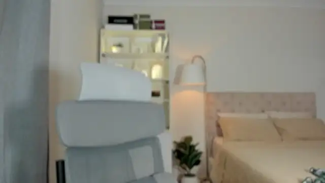 JohannaRodriguez69 online show from October 18, 2025, 2:46 am