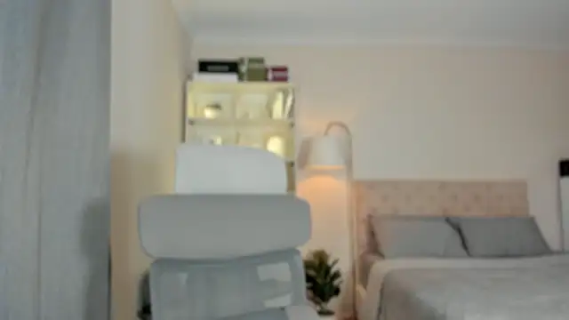 JohannaRodriguez69 online show from October 23, 2025, 2:43 am