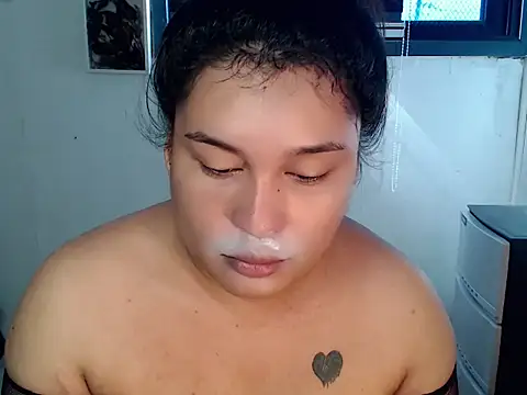 Snapshot of Hardcore_Tgirl chatting on June 18, 2026, 12:09 am Hardcore Tgirl online show from June 18, 2026, 12:09 am
