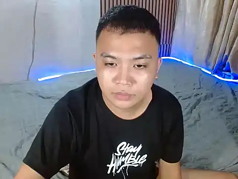 xsweetasian69x online show from January 9, 2025, 5:54 pm