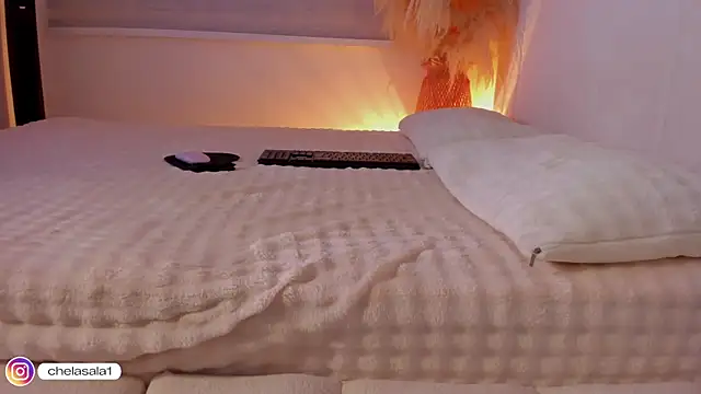 MarStonee online show from April 8, 2026, 2:02 am