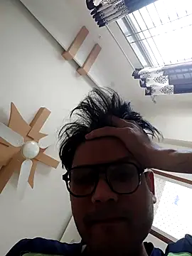 alex78265 online show from December 21, 2025, 7:43 am