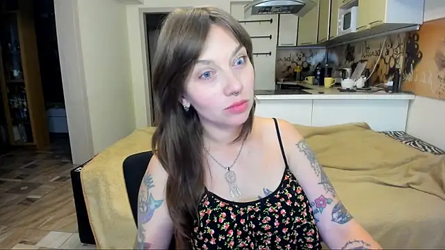 Snapshot of StacyTigerr chatting on October 5, 2025, 3:03 pm StacyTigerr online show from October 5, 2025, 3:03 pm