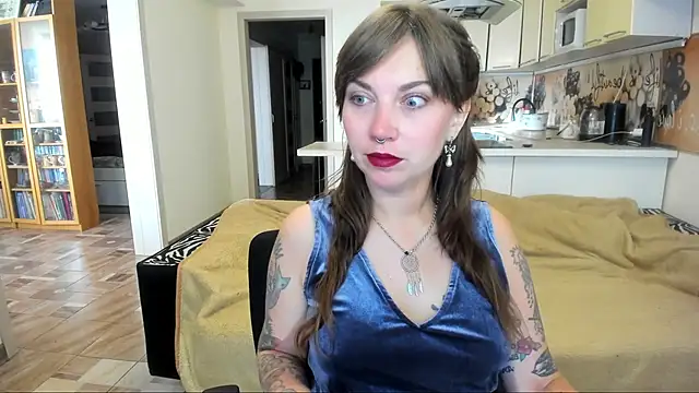 Snapshot of StacyTigerr chatting on September 30, 2025, 5:24 am StacyTigerr online show from September 30, 2025, 5:24 am