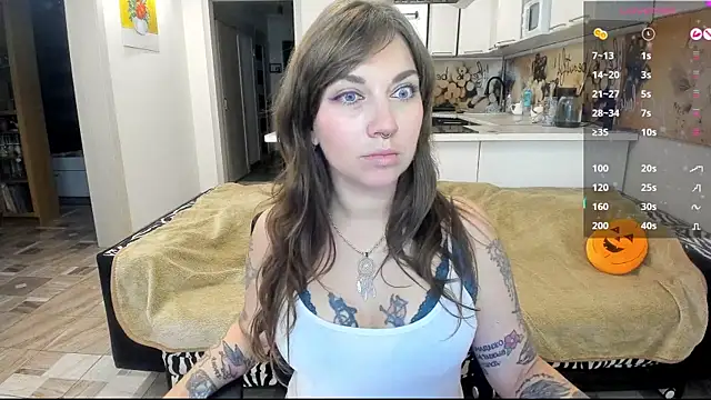 Snapshot of StacyTigerr chatting on October 28, 2025, 4:17 pm StacyTigerr online show from October 28, 2025, 4:17 pm