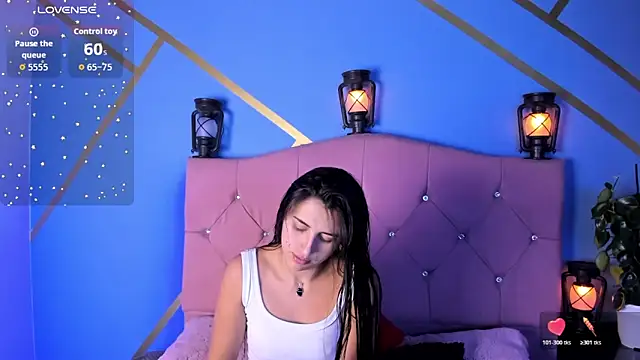 Snapshot of brenda_moris01 chatting on December 1, 2025, 8:53 pm brenda moris01 online show from December 1, 2025, 8:53 pm