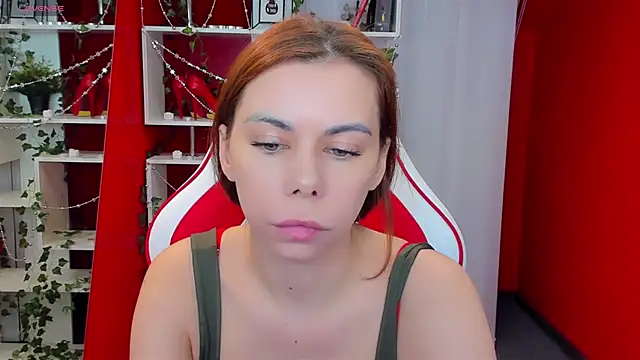 KateCloud online show from March 3, 2025, 5:09 pm