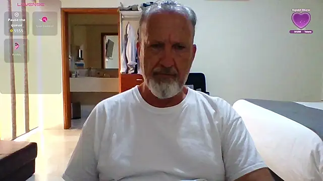 Snapshot of openminddaddy chatting on May 13, 2026, 4:58 pm openminddaddy online show from May 13, 2026, 4:58 pm