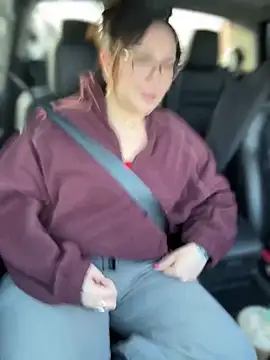 nativepumpkin95 online show from February 1, 2026, 9:46 pm