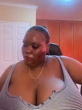 Snapshot of Michyboldy chatting on February 13, 2026, 7:30 am Michyboldy online show from February 13, 2026, 7:30 am