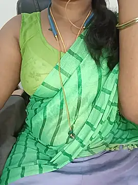 Snapshot of Tamil-hotwife chatting on June 21, 2026, 5:30 pm Tamil-hotwife online show from June 21, 2026, 5:30 pm