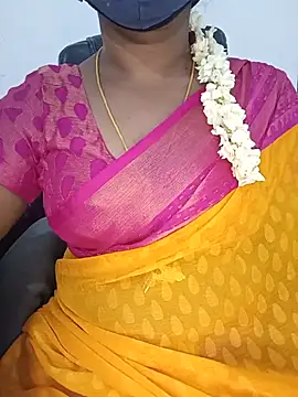 Snapshot of Tamil-hotwife chatting on July 3, 2026, 4:02 pm Tamil-hotwife online show from July 3, 2026, 4:02 pm