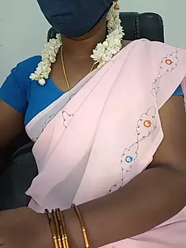 Tamil-hotwife online show from May 28, 2026, 4:57 pm