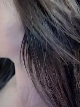 Fiona Kent  online show from March 8, 2025, 11:49 pm