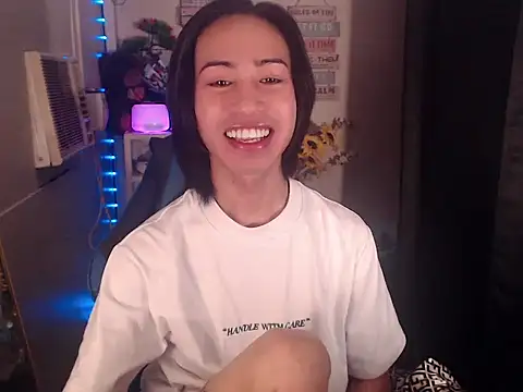 Lemonadexxx online show from February 21, 2026, 8:27 am