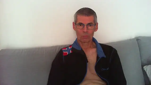 Snapshot of Manuchao_666 chatting on June 13, 2026, 7:50 am Manuchao 666 online show from June 13, 2026, 7:50 am
