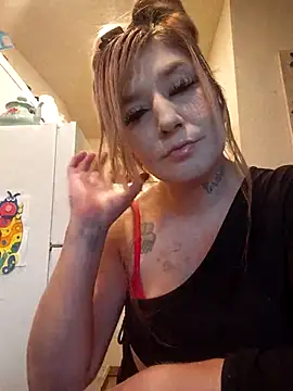 bootiebby online show from May 27, 2026, 9:00 pm