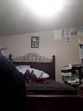 bootiebby online show from May 22, 2026, 7:56 pm