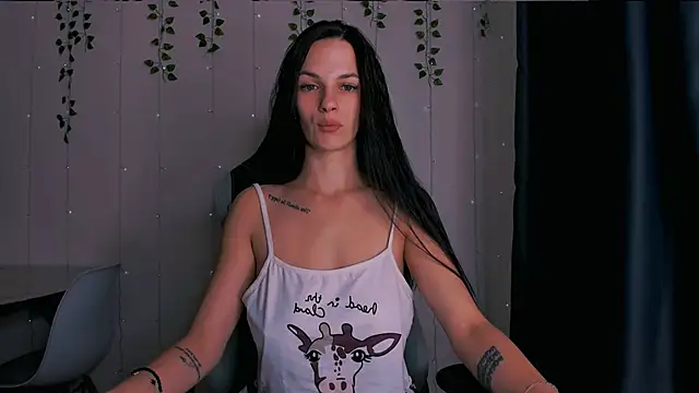 KarlaSim online show from September 19, 2025, 1:48 pm