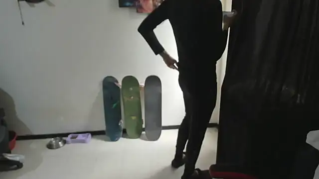 Snapshot of Jeff_Walton@xh chatting on April 4, 2026, 4:57 pm Jeff Waltonxh online show from April 4, 2026, 4:57 pm