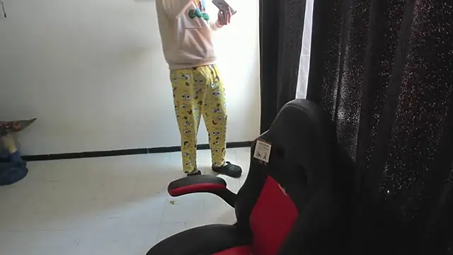 Snapshot of Jeff_Walton@xh chatting on December 15, 2025, 4:46 pm Jeff Waltonxh online show from December 15, 2025, 4:46 pm