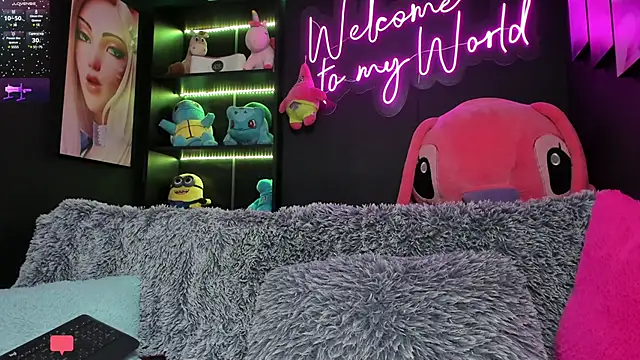 Emilyjhonson 01 online show from March 19, 2025, 1:29 pm