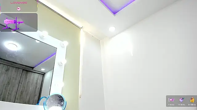 karlyn angels online show from April 2, 2026, 9:43 pm