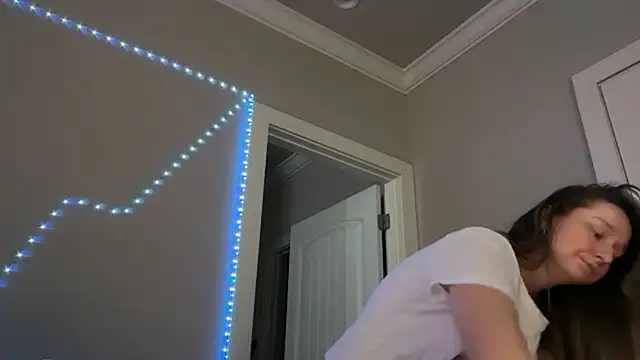 Snapshot of Vivian_MayXxX chatting on February 15, 2026, 8:19 pm Vivian MayXxX online show from February 15, 2026, 8:19 pm