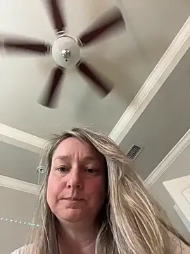 Vivian MayXxX online show from March 31, 2026, 5:59 pm