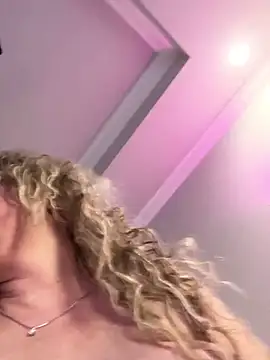 Snapshot of Vivian_MayXxX chatting on February 2, 2025, 10:49 pm Vivian MayXxX online show from February 2, 2025, 10:49 pm