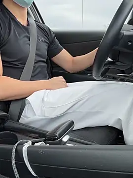 Snapshot of 1714914111 chatting on December 17, 2025, 4:01 pm 1714914111 online show from December 17, 2025, 4:01 pm