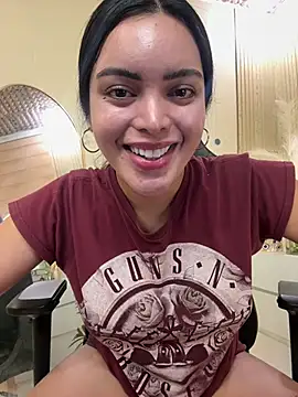 Snapshot of HotstuffCherrySummer chatting on January 10, 2026, 10:32 am HotstuffCherrySummer online show from January 10, 2026, 10:32 am