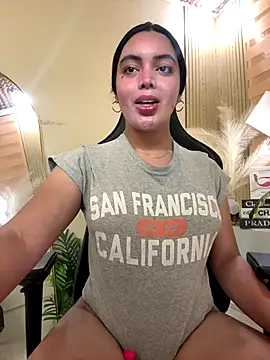 HotstuffCherrySummer online show from October 2, 2025, 8:40 am