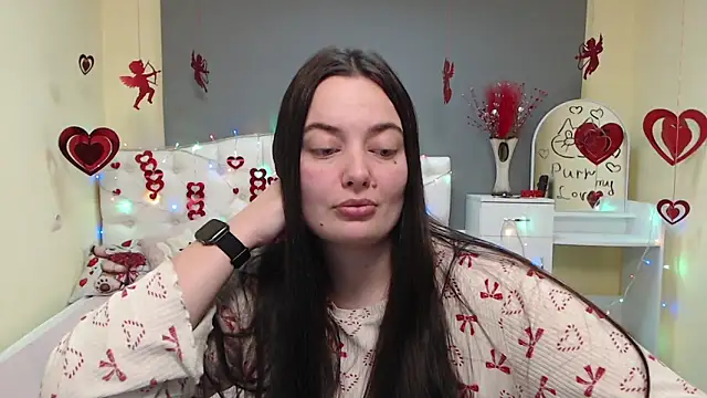 MilanaPrice online show from February 5, 2026, 8:15 pm