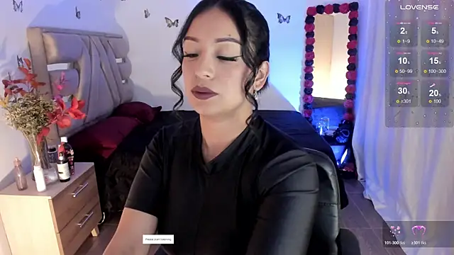 Snapshot of cristie_ortiz chatting on February 10, 2026, 11:59 pm cristie ortiz online show from February 10, 2026, 11:59 pm